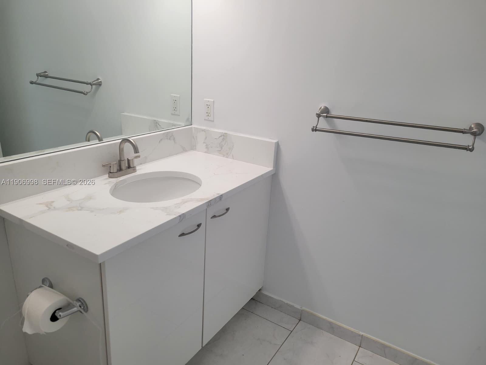 133 NE 2nd Ave #2415, Miami FL 33132