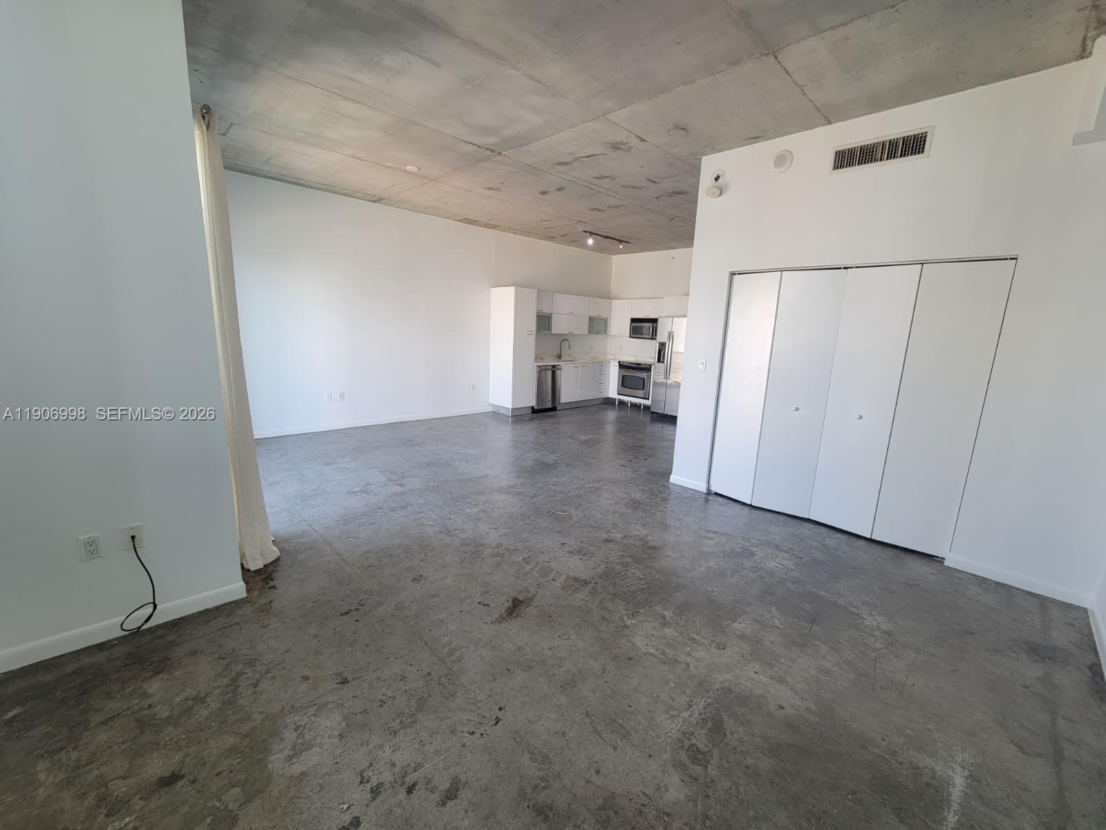 133 NE 2nd Ave #2415, Miami FL 33132