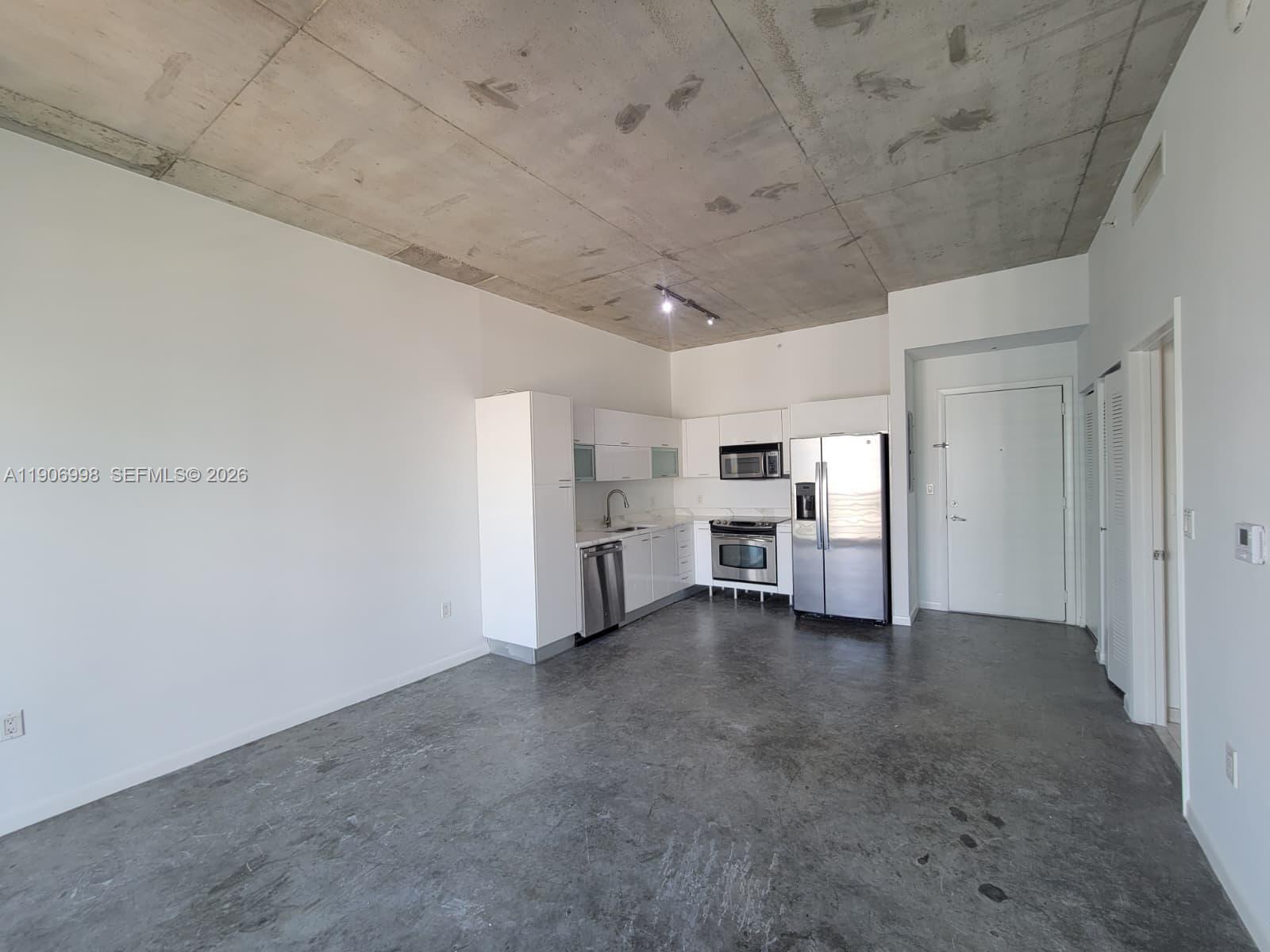 133 NE 2nd Ave #2415, Miami FL 33132