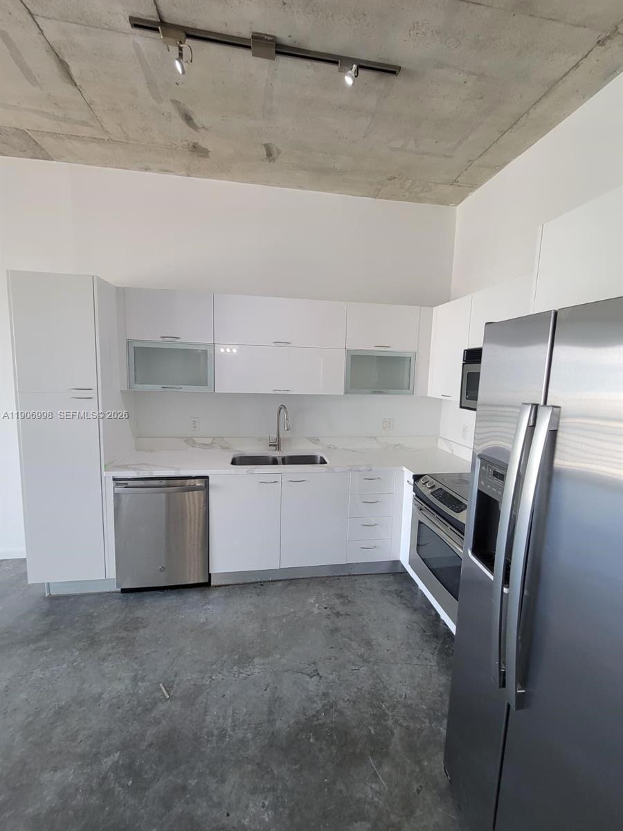 133 NE 2nd Ave #2415, Miami FL 33132