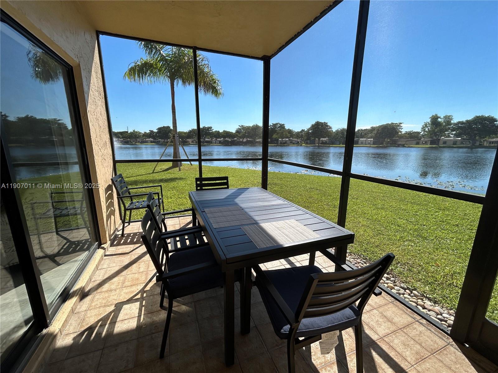 200 Berkley Rd #113, Hollywood FL 33024