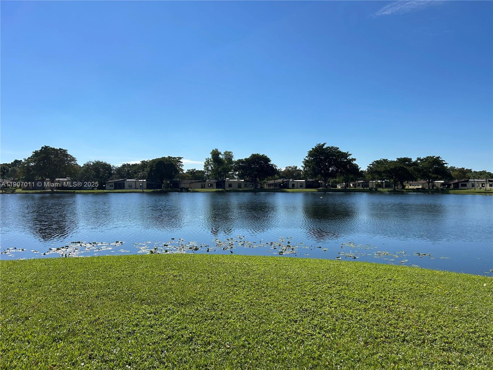 200 Berkley Rd #113, Hollywood FL 33024