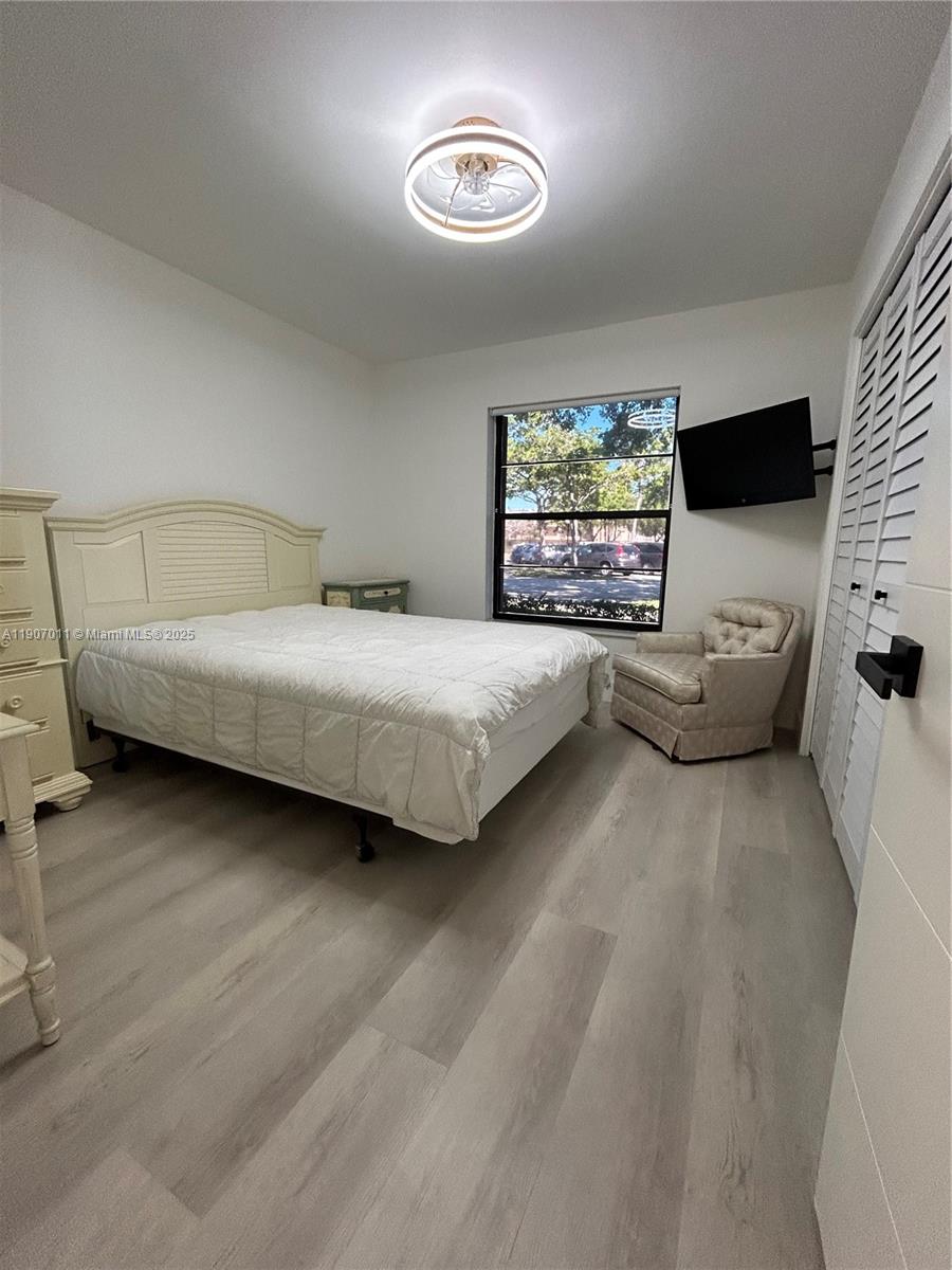 200 Berkley Rd #113, Hollywood FL 33024