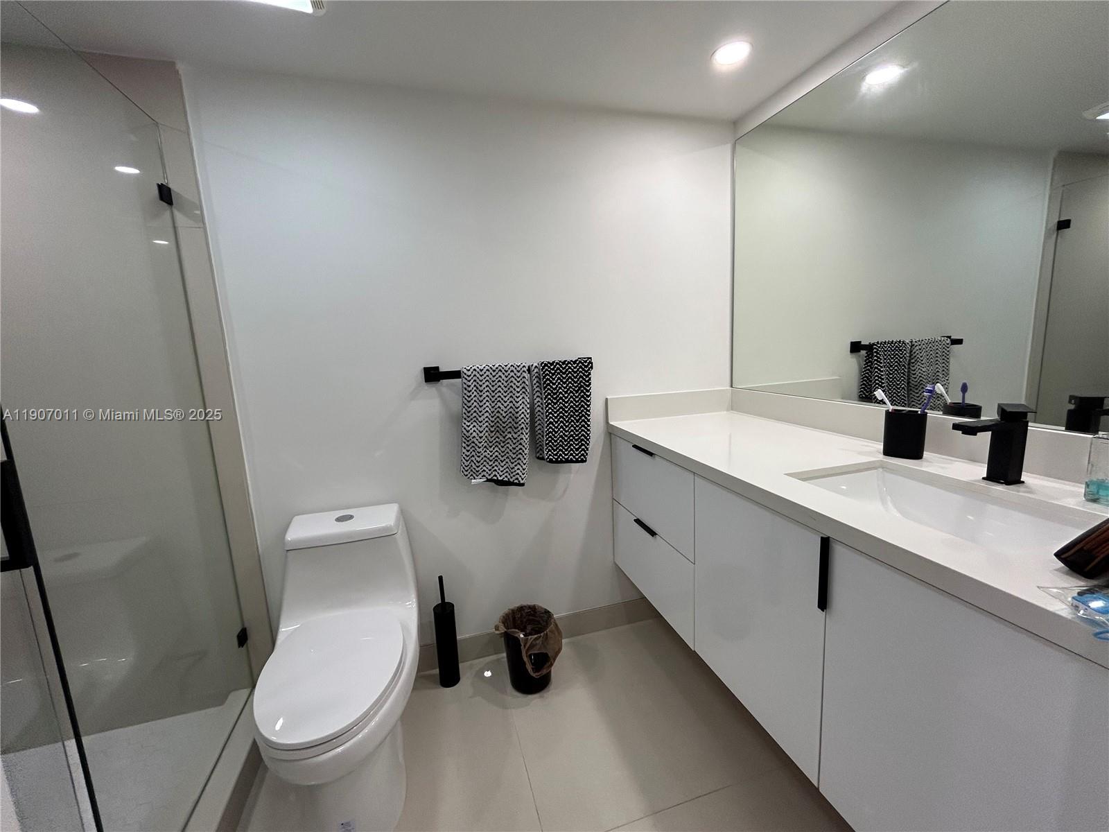 200 Berkley Rd #113, Hollywood FL 33024