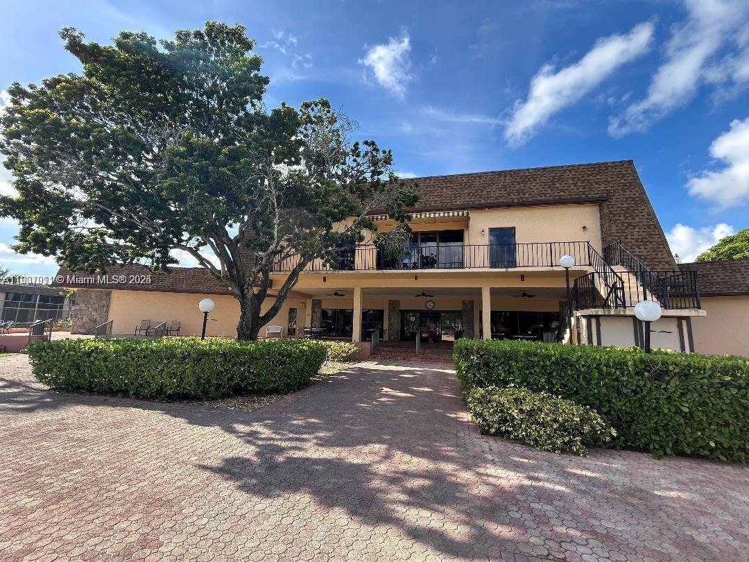 200 Berkley Rd #113, Hollywood FL 33024