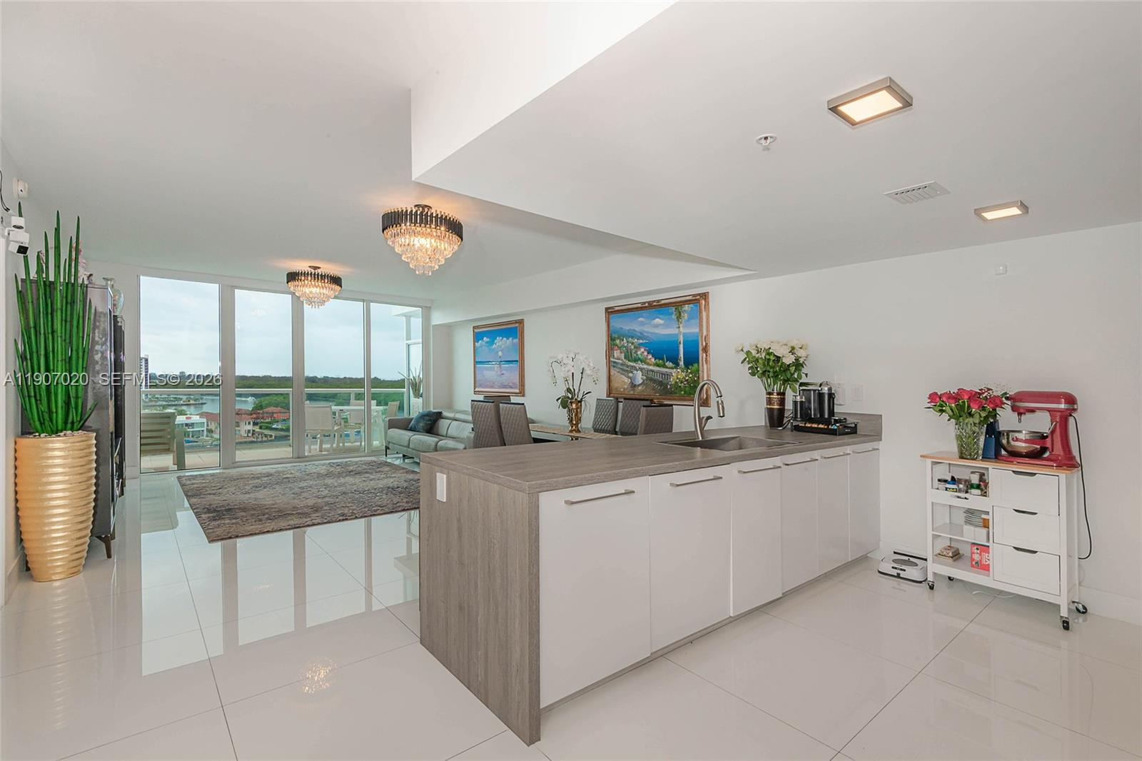 400 Sunny Isles Blvd #906, Sunny Isles Beach FL 33160