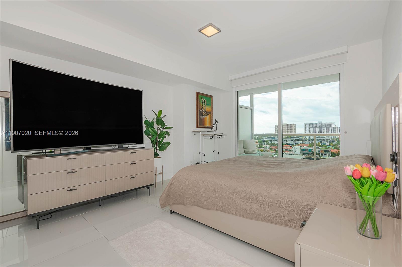 400 Sunny Isles Blvd #906, Sunny Isles Beach FL 33160