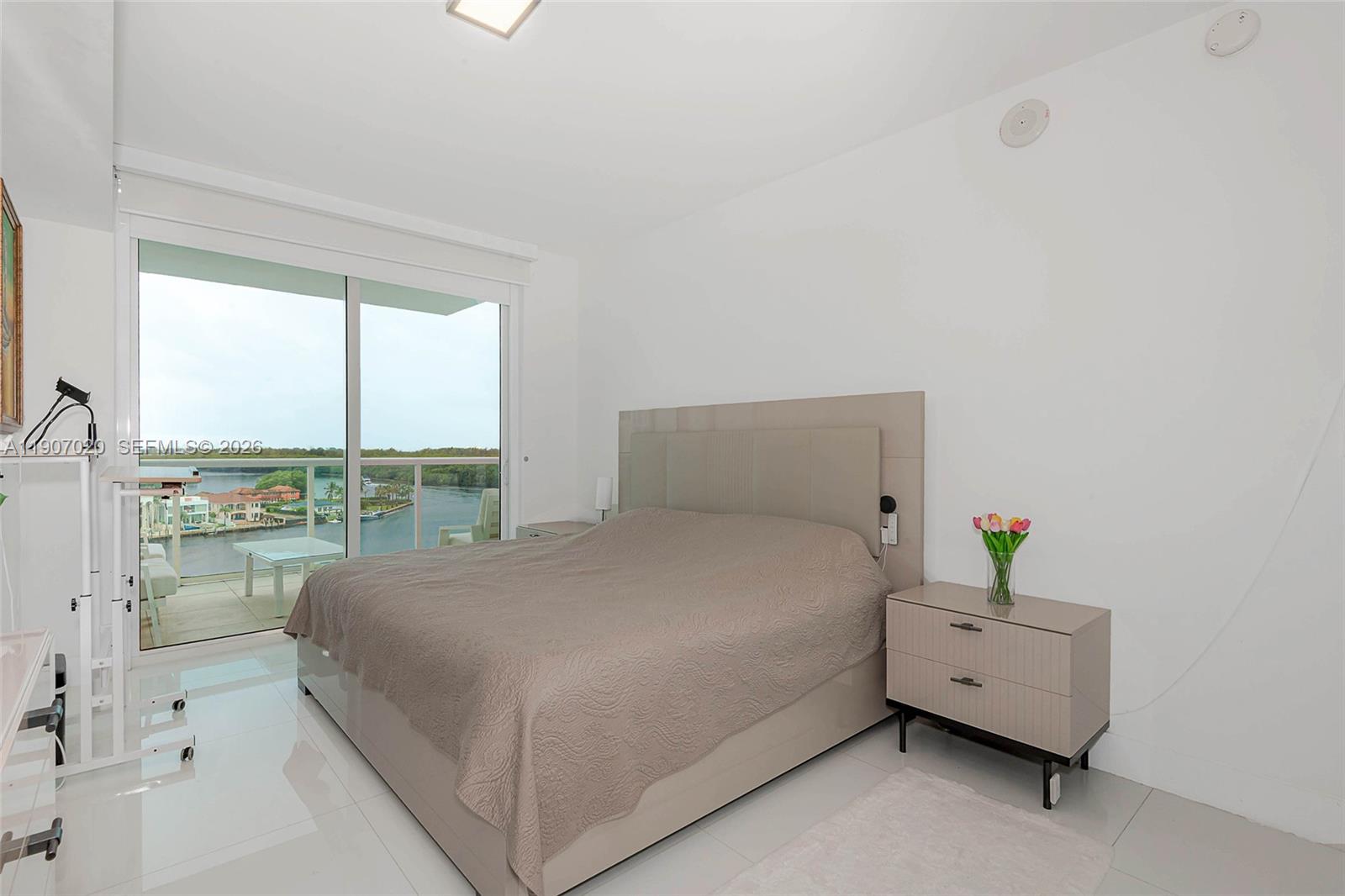 400 Sunny Isles Blvd #906, Sunny Isles Beach FL 33160