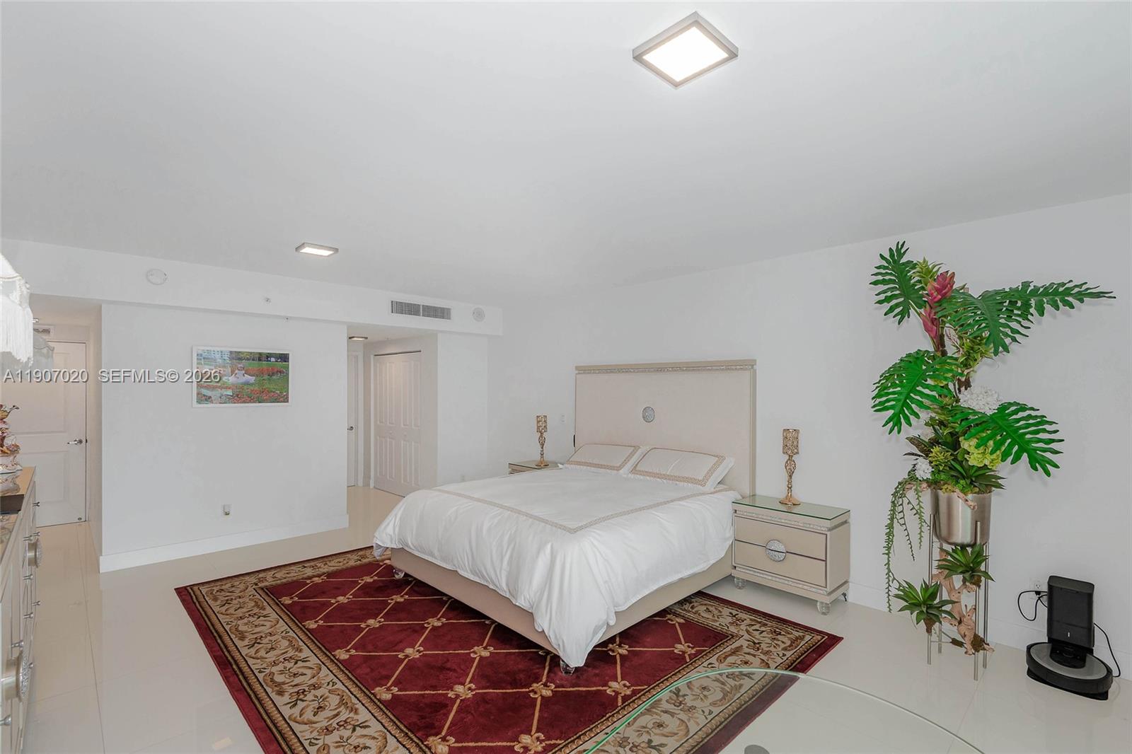 400 Sunny Isles Blvd #906, Sunny Isles Beach FL 33160