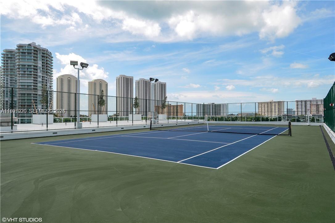 400 Sunny Isles Blvd #906, Sunny Isles Beach FL 33160