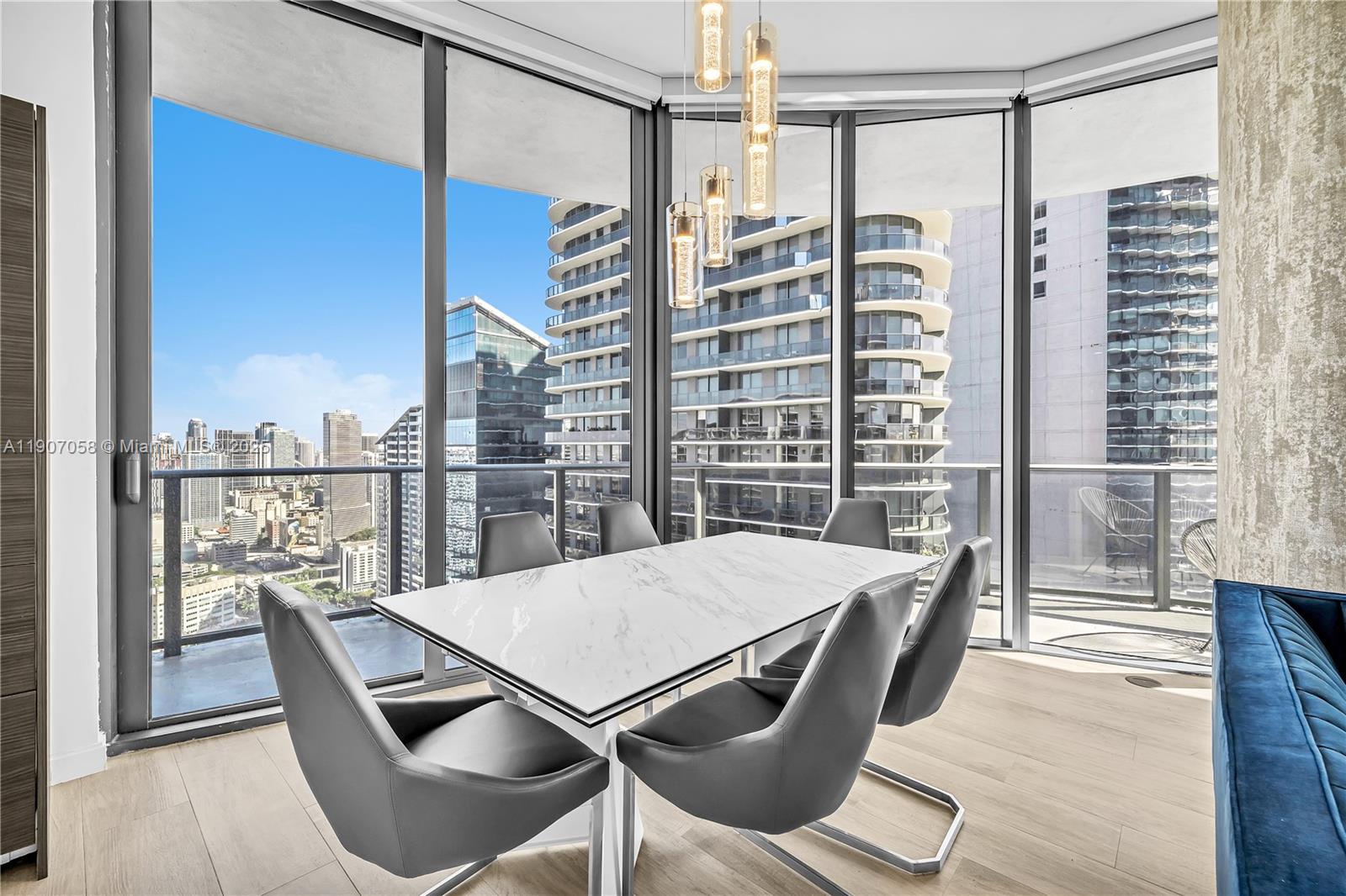 45 SW 9th St #4501, Miami FL 33130