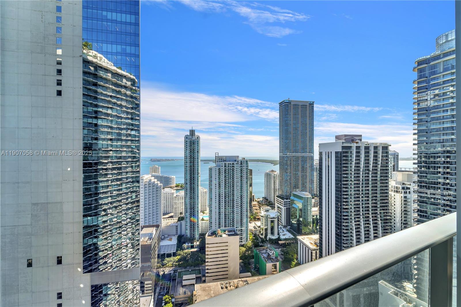 45 SW 9th St #4501, Miami FL 33130