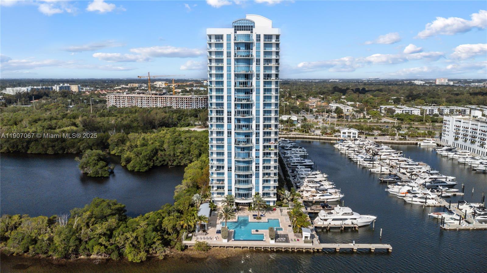 17111 Biscayne Blvd #1805, North Miami Beach FL 33160