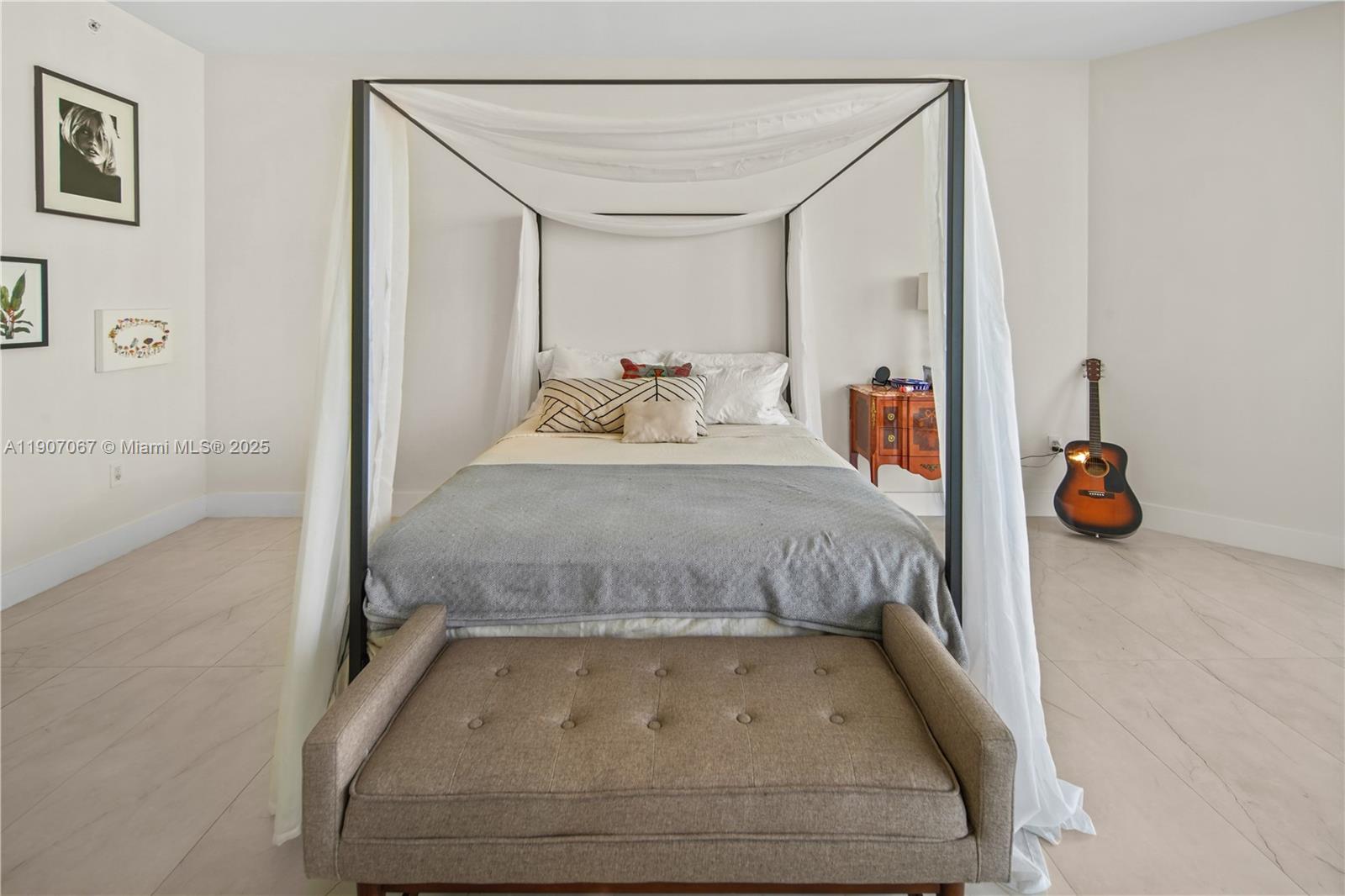 17111 Biscayne Blvd #1805, North Miami Beach FL 33160