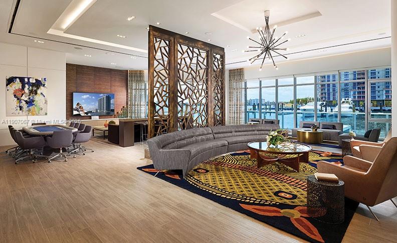 17111 Biscayne Blvd #1805, North Miami Beach FL 33160