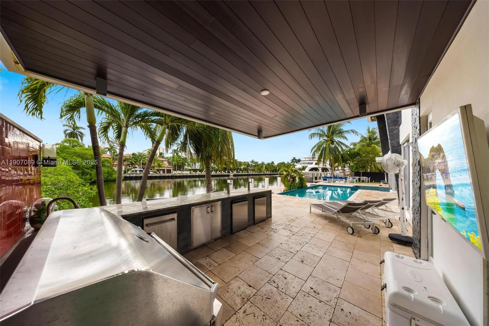 300 Royal Plaza Dr #0, Fort Lauderdale FL 33301