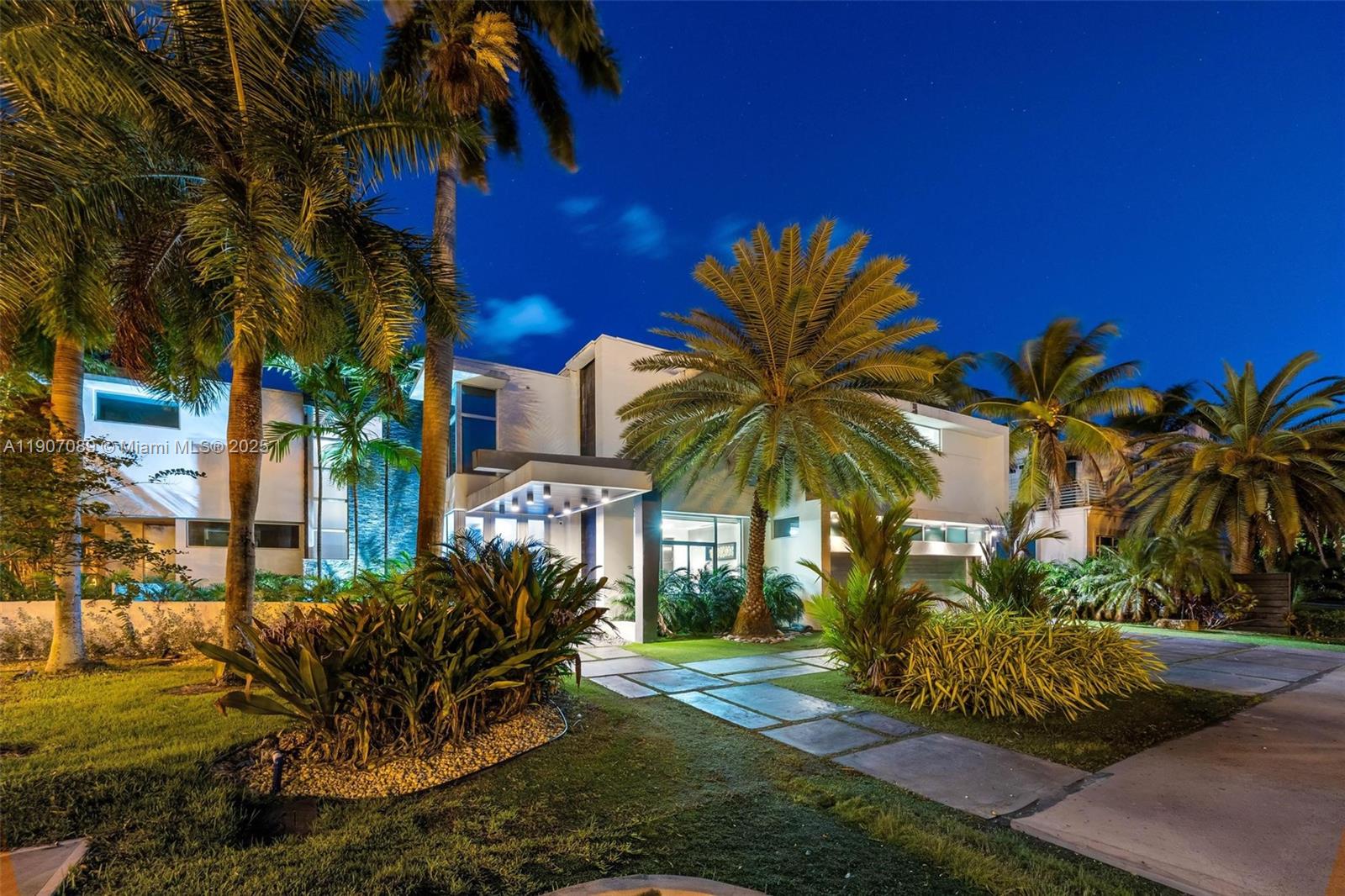 300 Royal Plaza Dr #0, Fort Lauderdale FL 33301