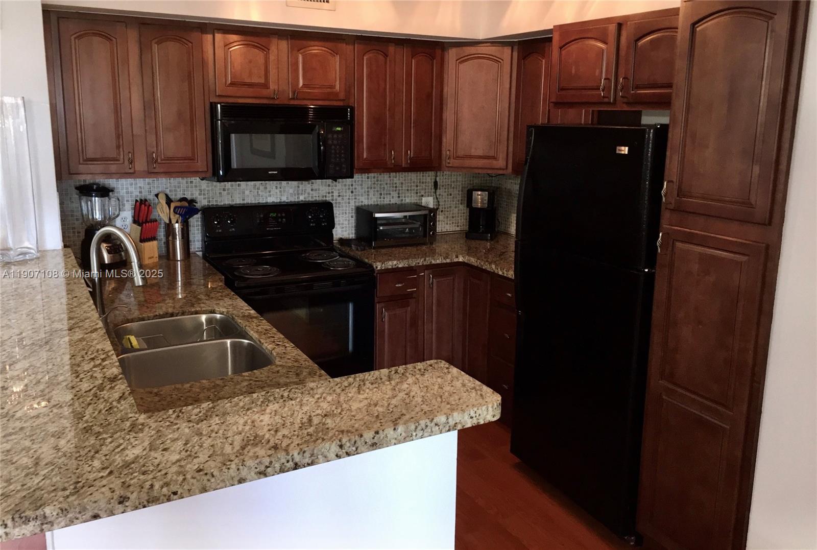19555 E Country Club Dr #8607, Aventura FL 33180