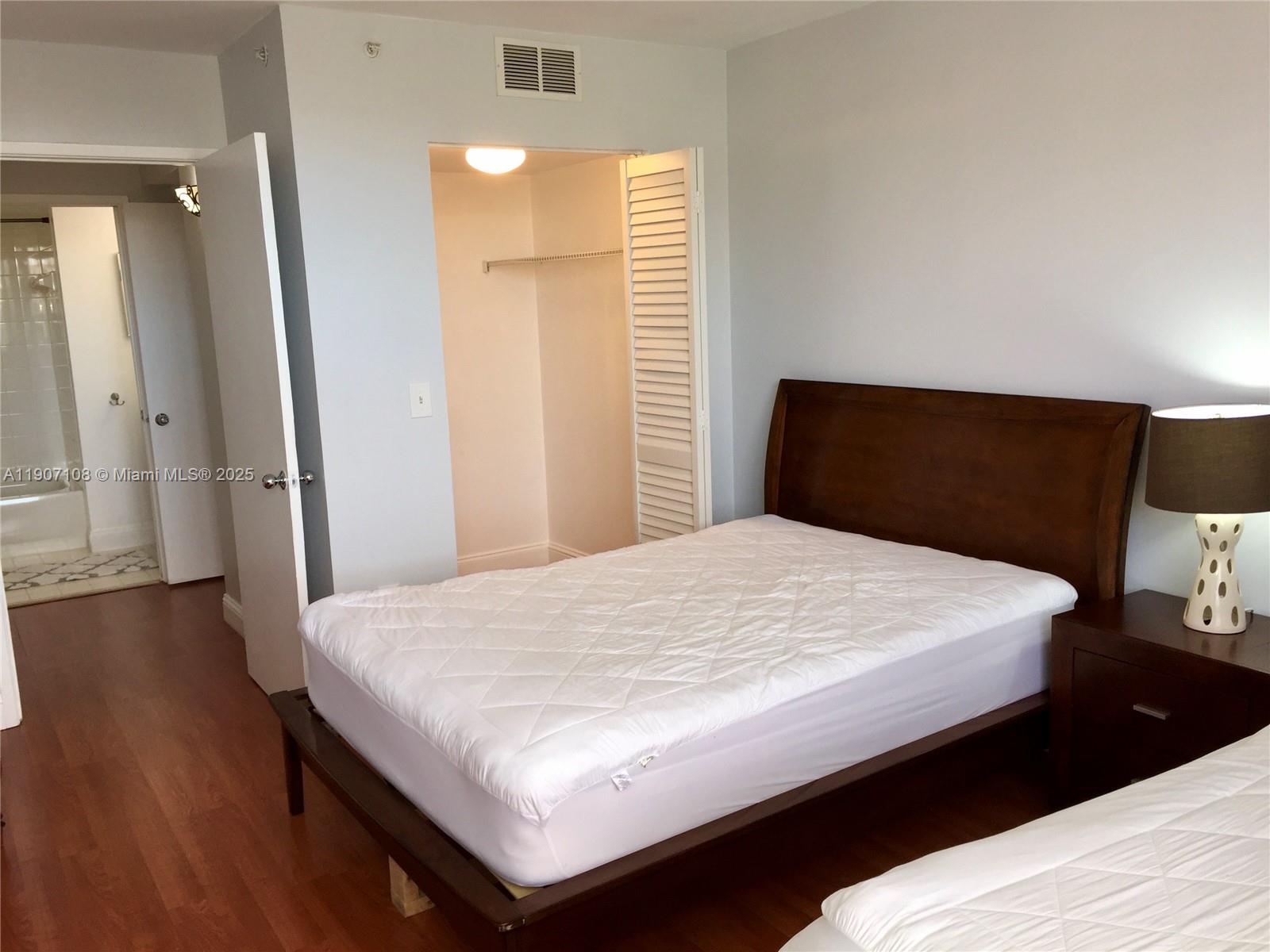 19555 E Country Club Dr #8607, Aventura FL 33180