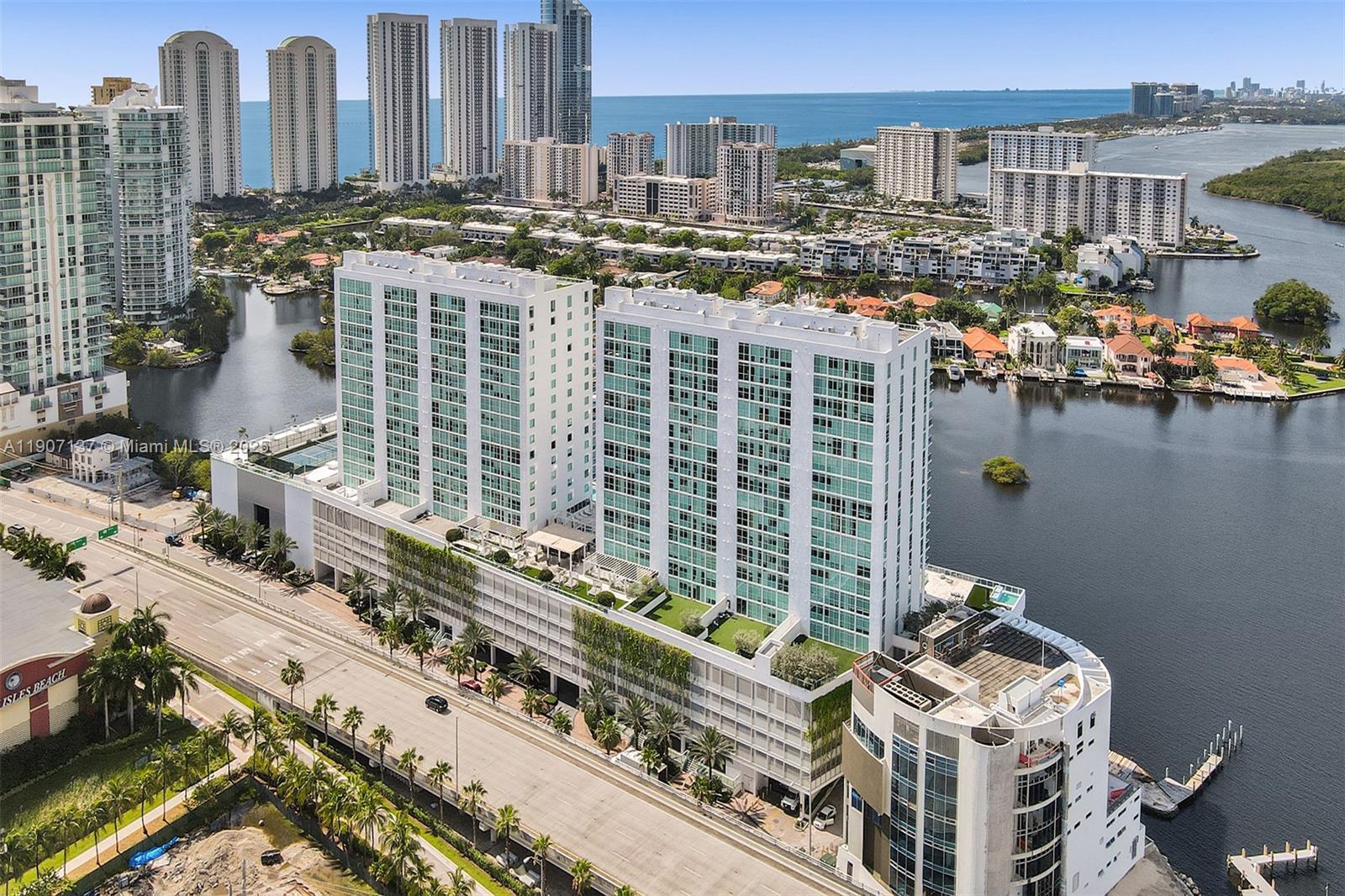 400 Sunny Isles Blvd #2021, Sunny Isles Beach FL 33160
