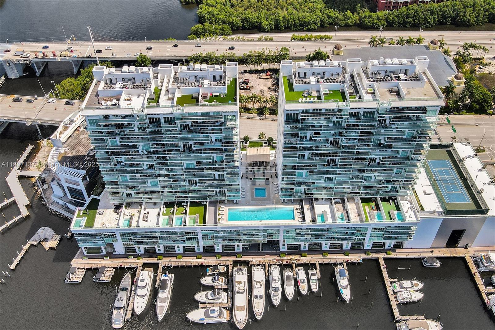 400 Sunny Isles Blvd #2021, Sunny Isles Beach FL 33160