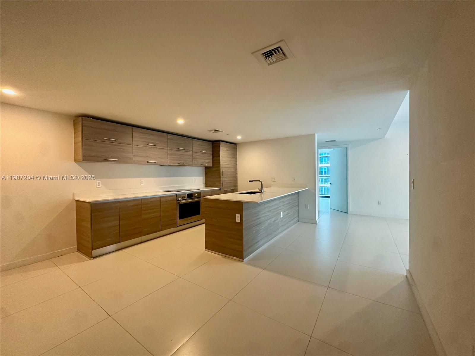 1300 S Miami #3410, Miami FL 33130