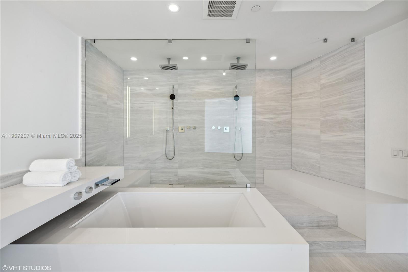 18555 Collins Ave #1101, Sunny Isles Beach FL 33160