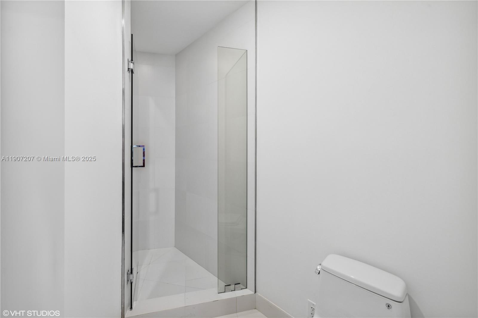 18555 Collins Ave #1101, Sunny Isles Beach FL 33160