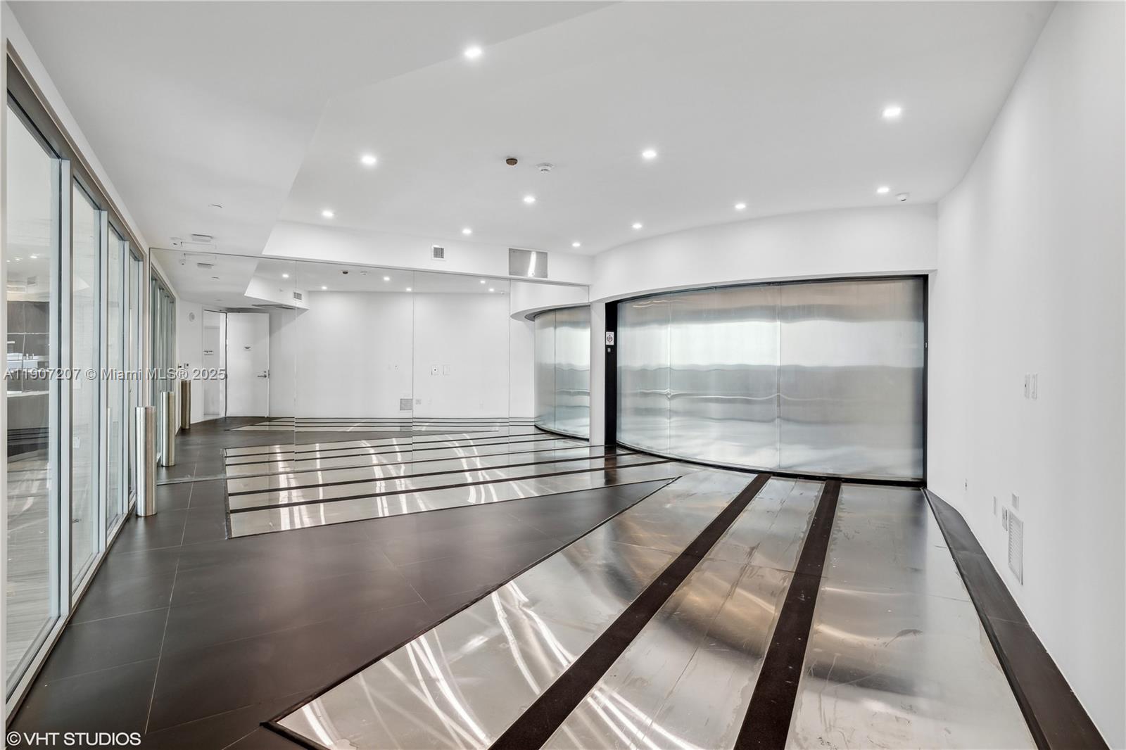 18555 Collins Ave #1101, Sunny Isles Beach FL 33160