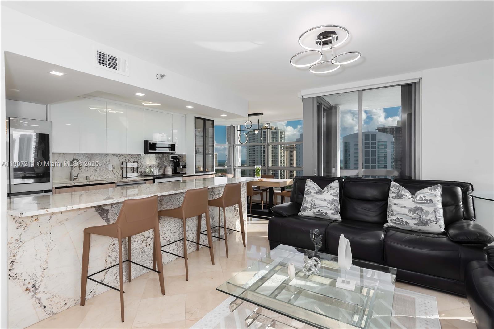 3500 Mystic Pointe Dr #2206, Aventura FL 33180