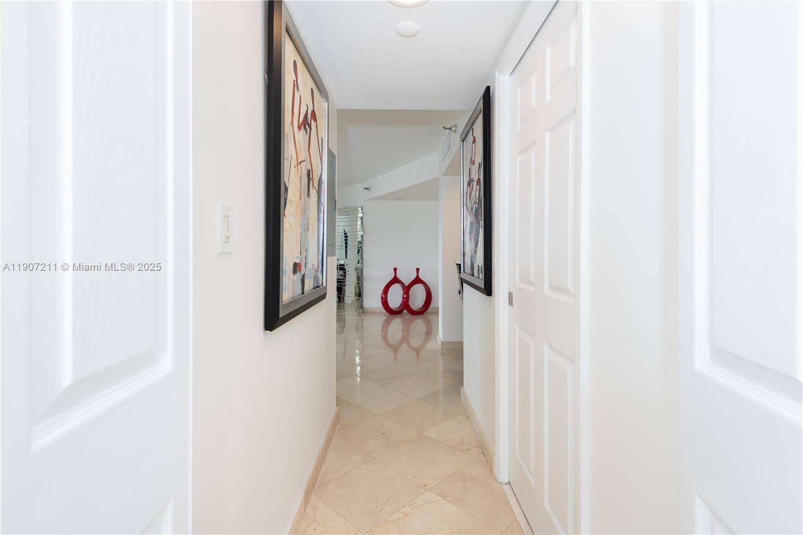 3500 Mystic Pointe Dr #2206, Aventura FL 33180
