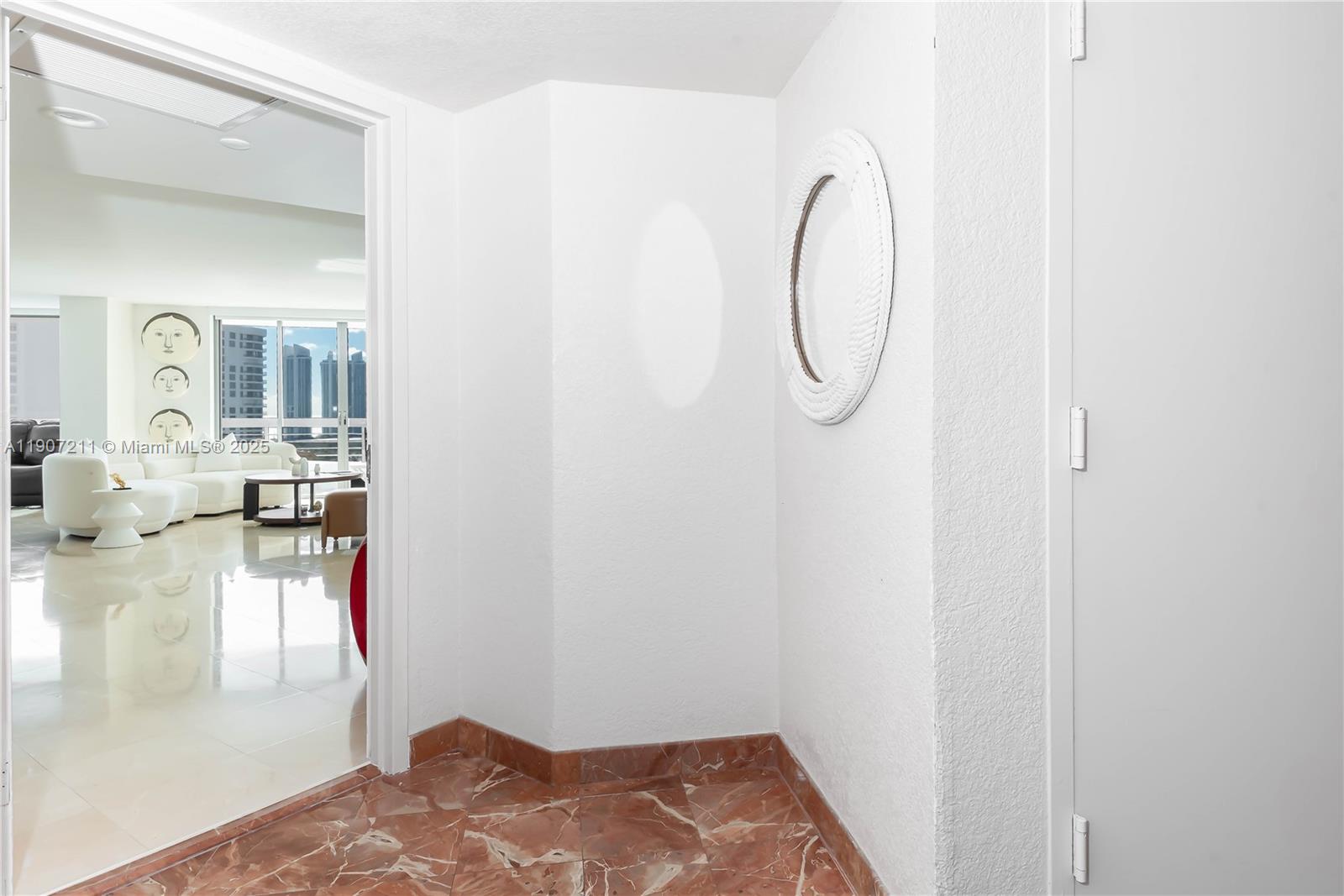 3500 Mystic Pointe Dr #2206, Aventura FL 33180