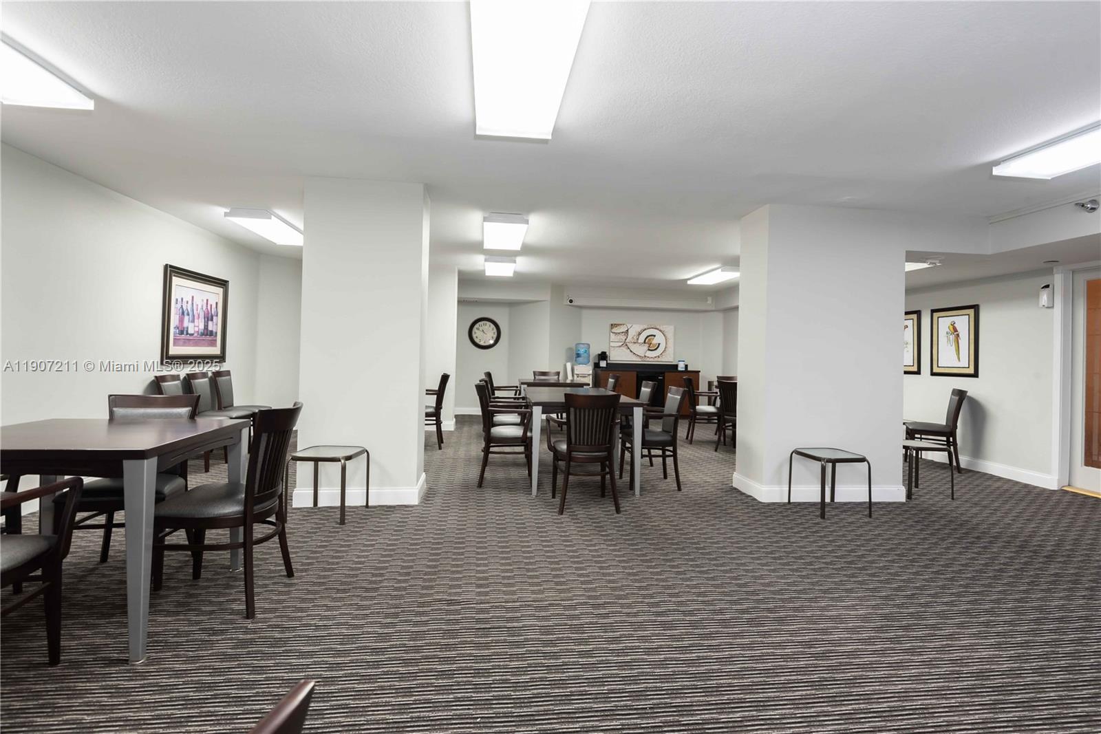 3500 Mystic Pointe Dr #2206, Aventura FL 33180