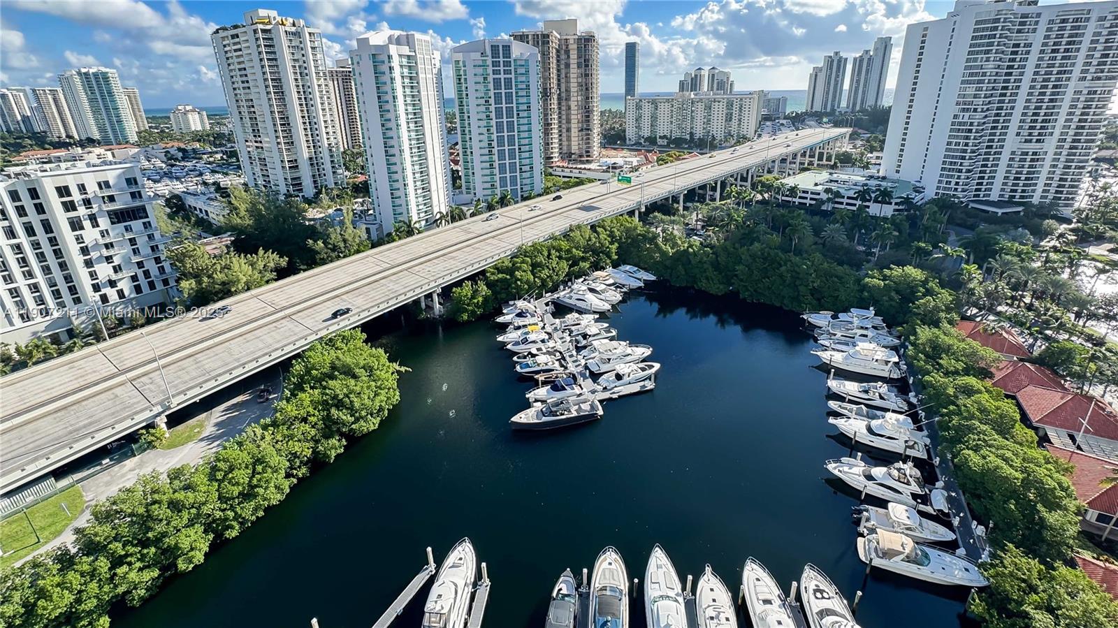 3500 Mystic Pointe Dr #2206, Aventura FL 33180