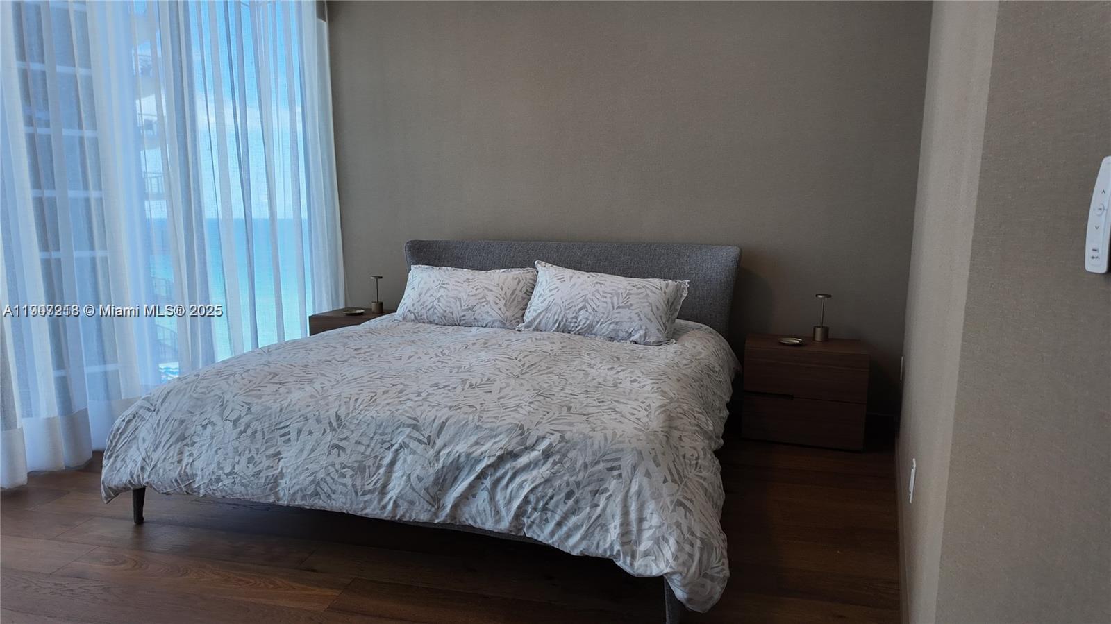 18555 Collins Ave #905, Sunny Isles Beach FL 33160