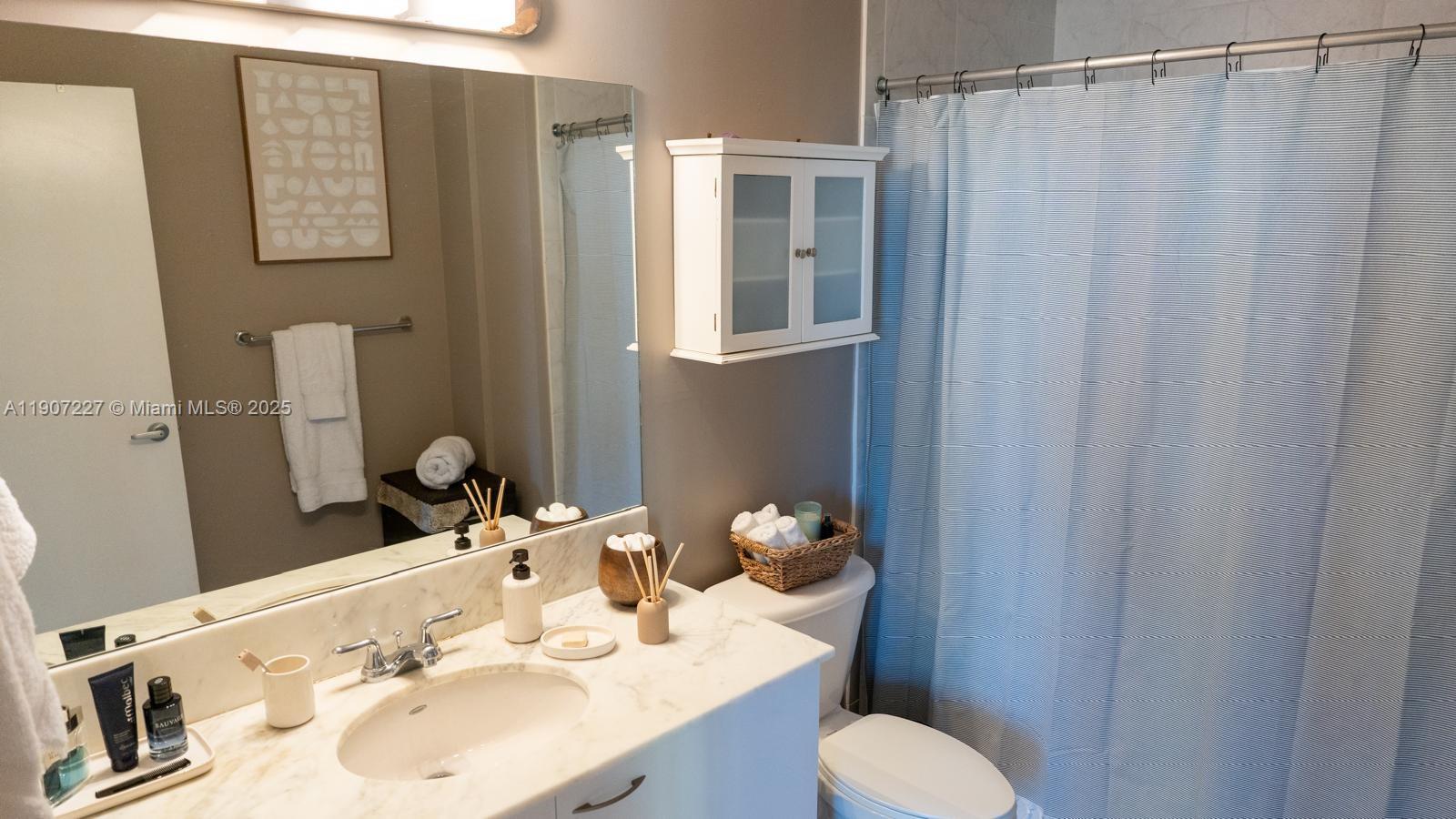 133 NE 2nd Ave #3308, Miami FL 33132