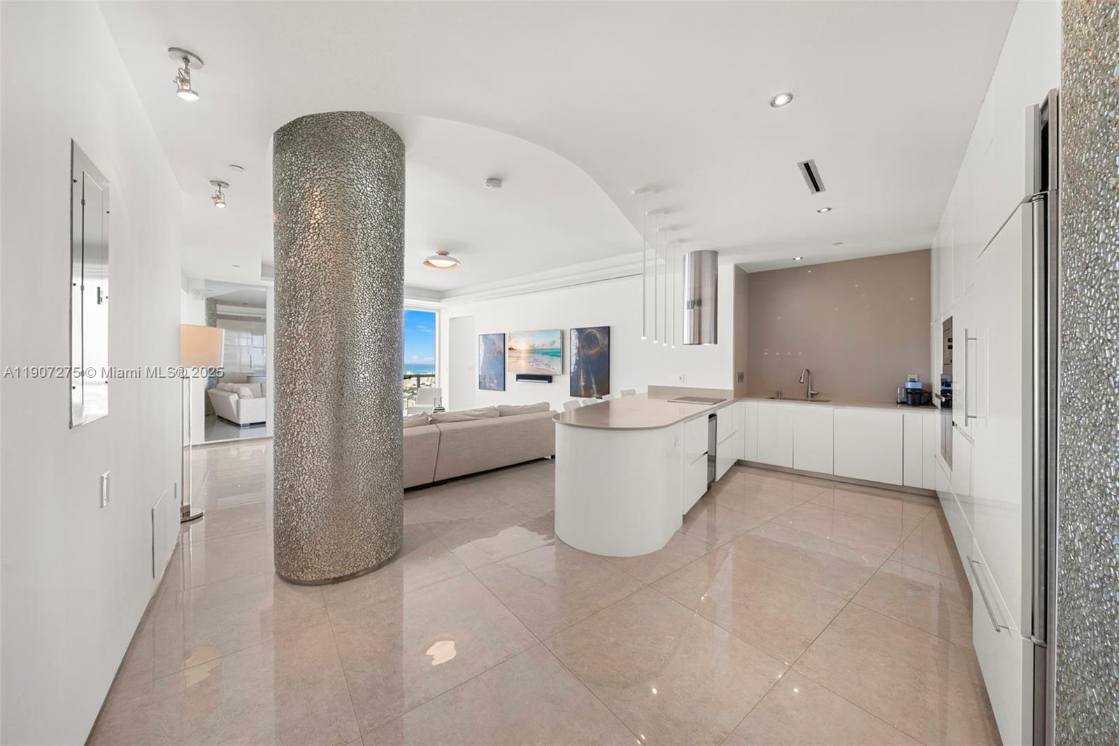 450 Alton Rd #PH 4104, Miami Beach FL 33139
