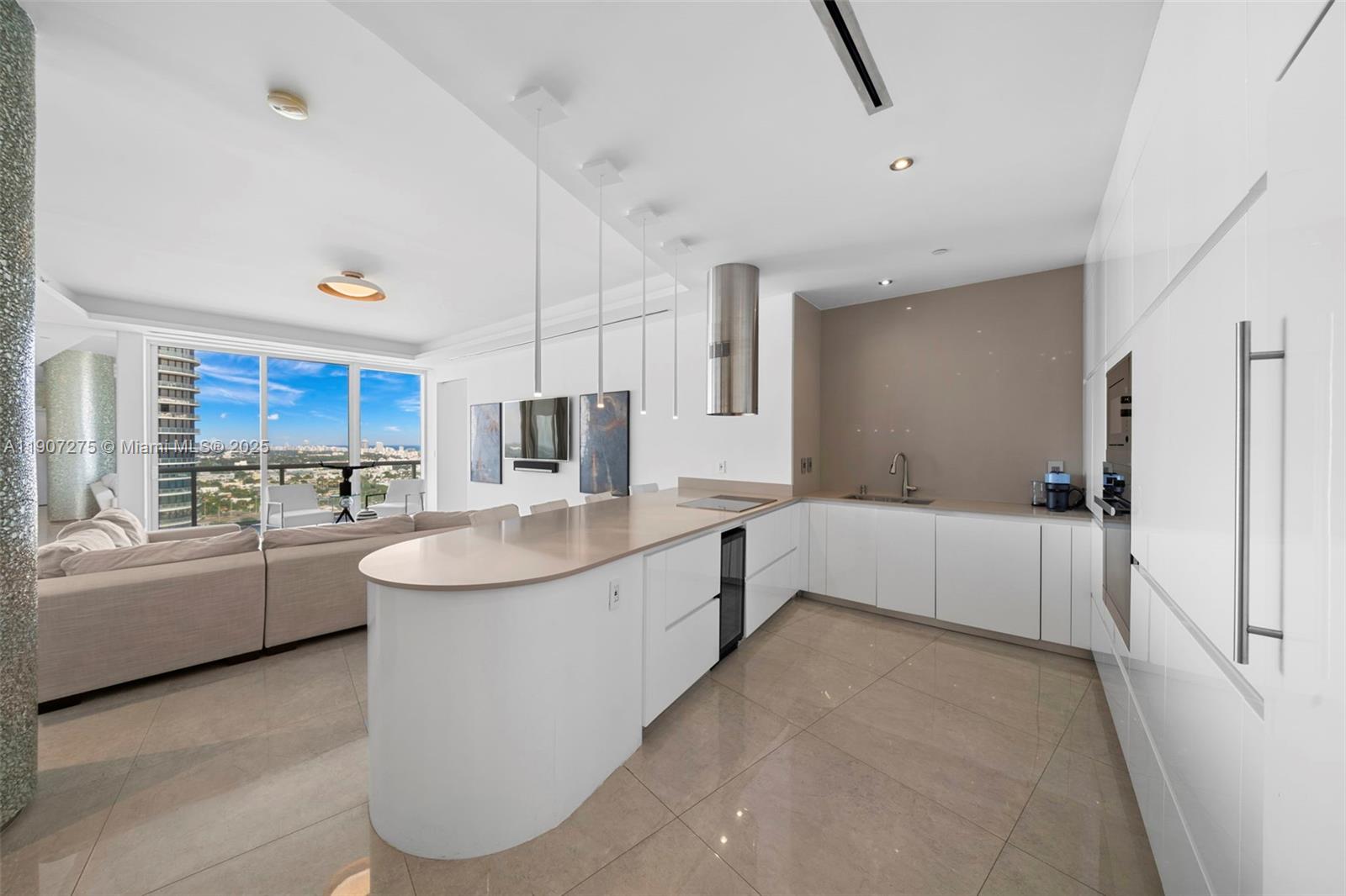 450 Alton Rd #PH 4104, Miami Beach FL 33139