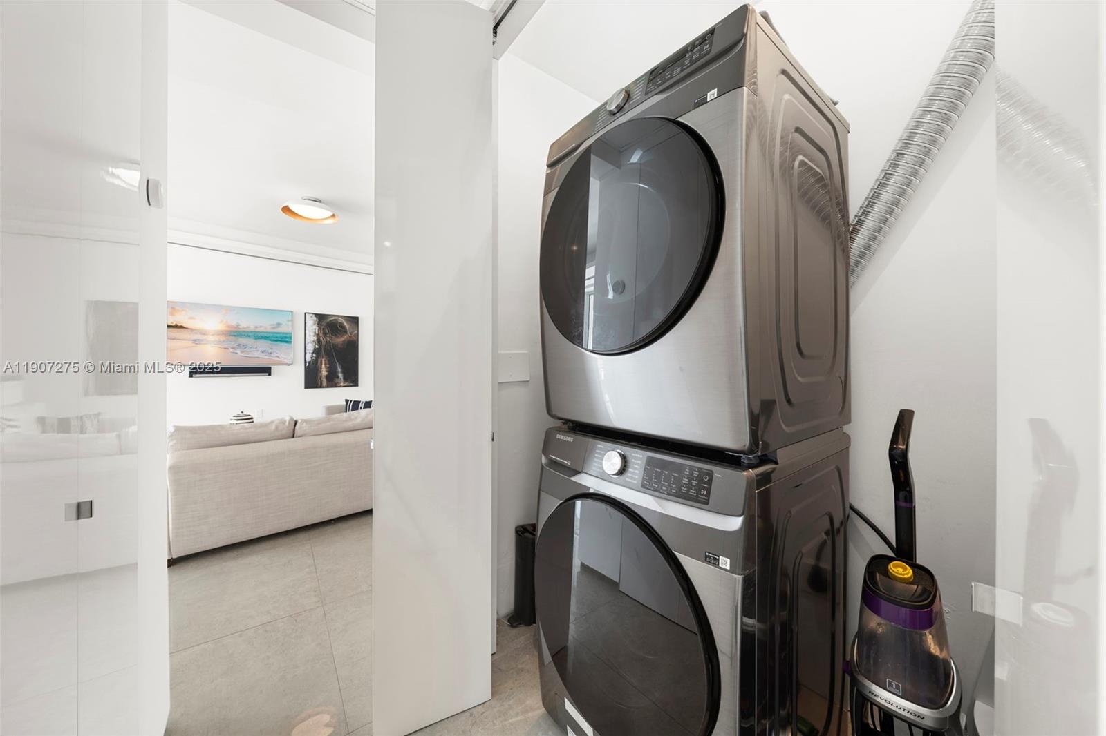 450 Alton Rd #PH 4104, Miami Beach FL 33139