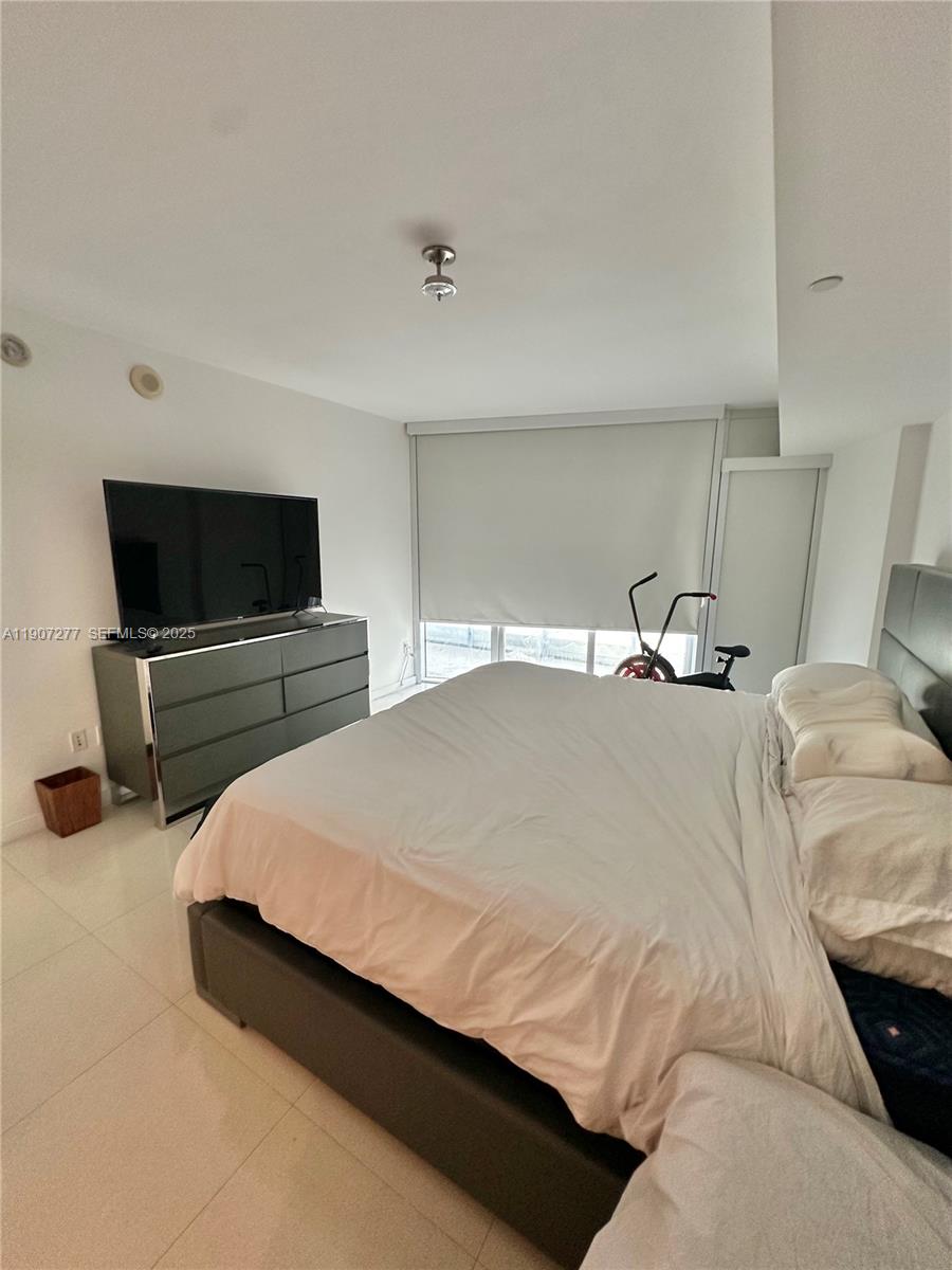 495 Brickell Ave #407, Miami FL 33131