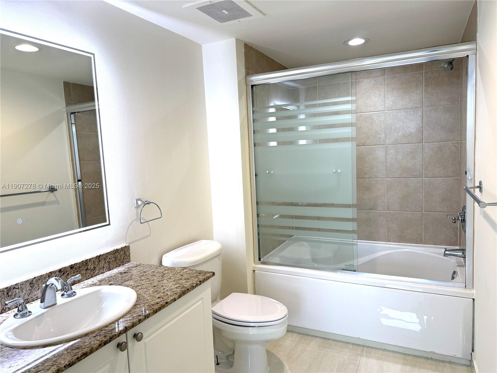 19501 W Country Club Dr #1410, Aventura FL 33180