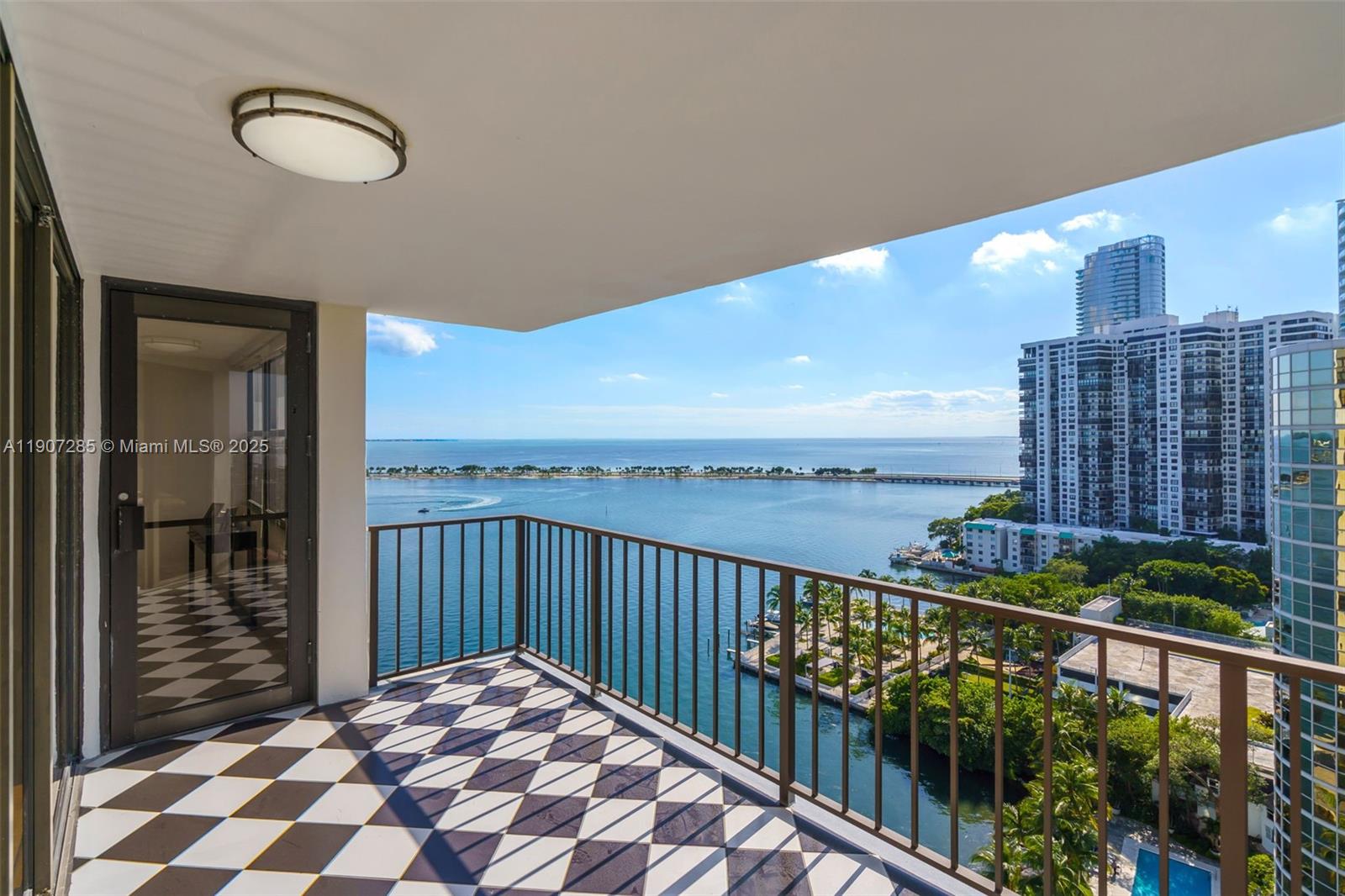 1925 Brickell Ave #1811, Miami FL 33129