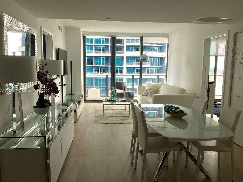 1300 S Miami Ave #3809, Miami FL 33130