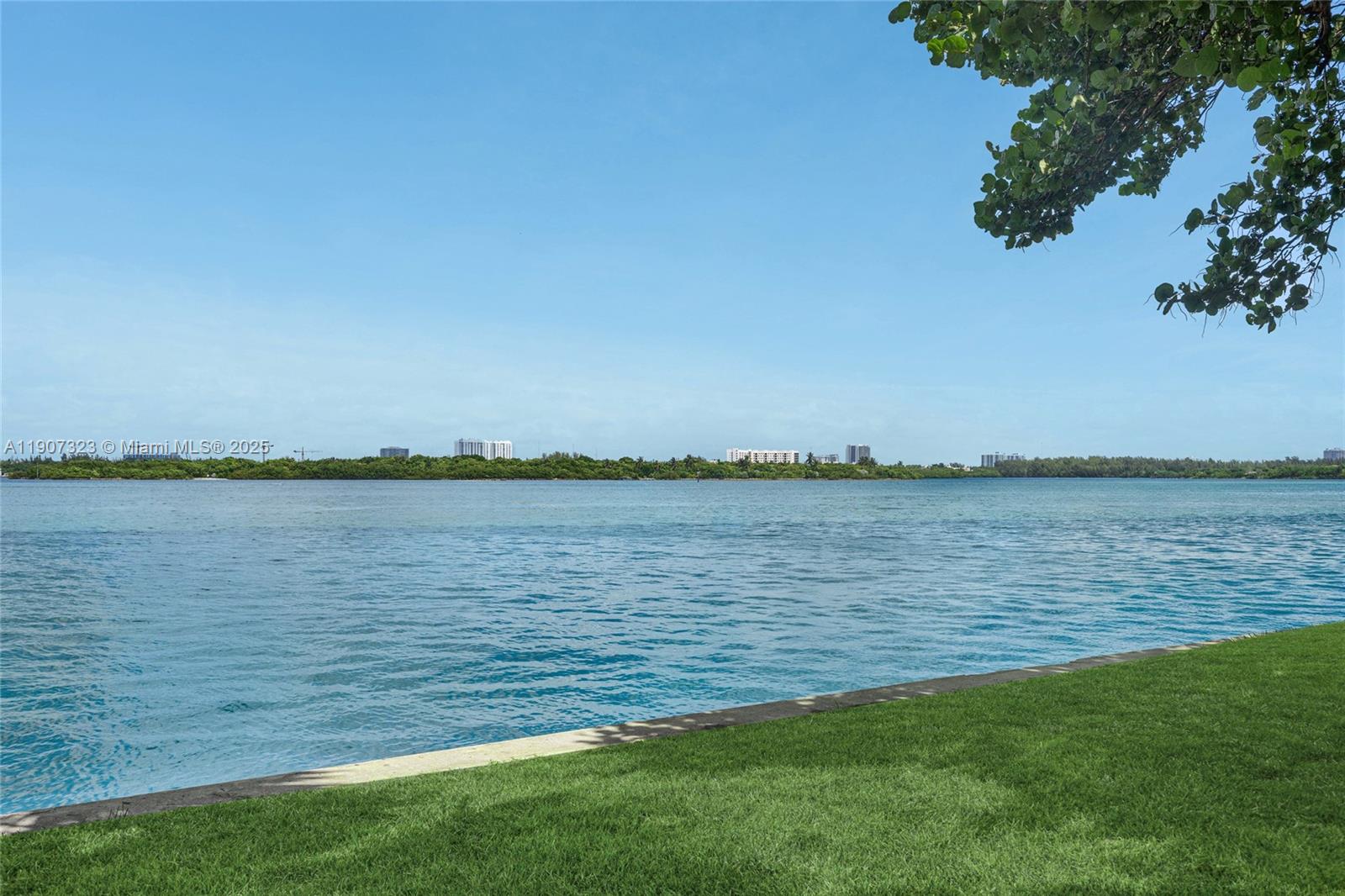 216 Bal Bay Dr, Bal Harbour FL 33154