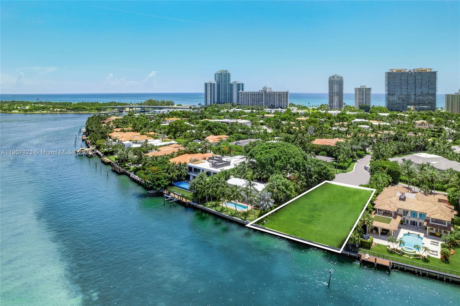 216 Bal Bay Dr, Bal Harbour FL 33154