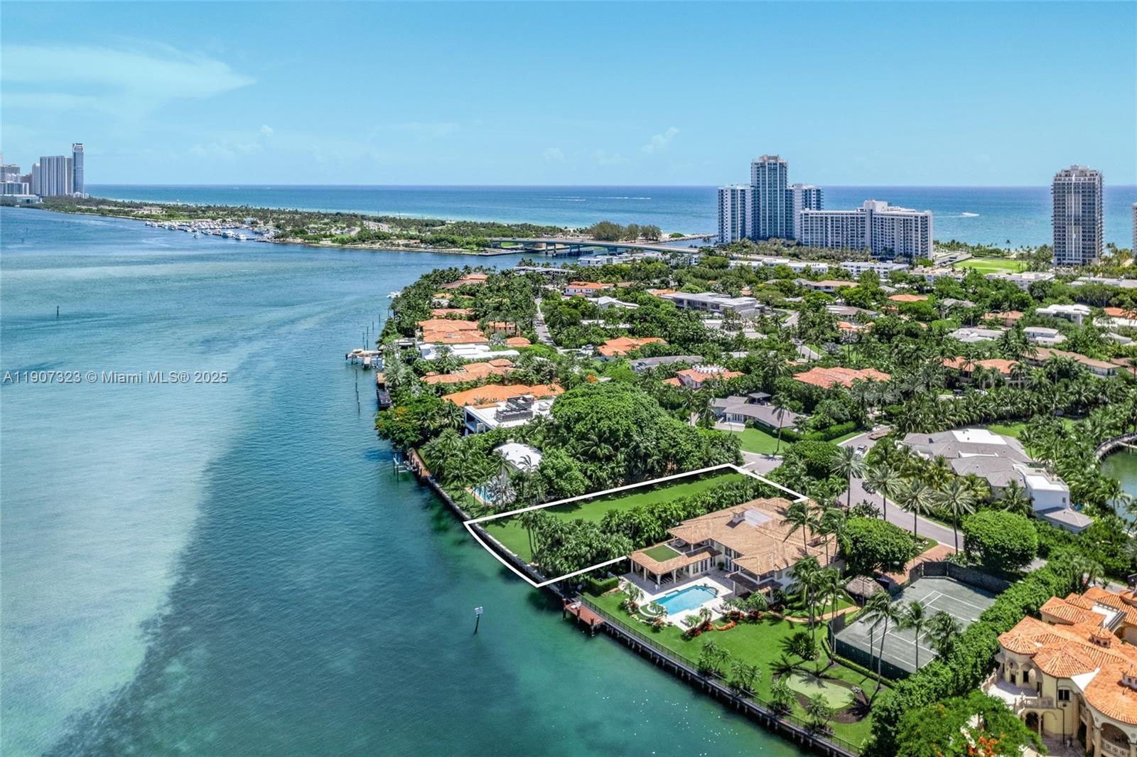 216 Bal Bay Dr, Bal Harbour FL 33154