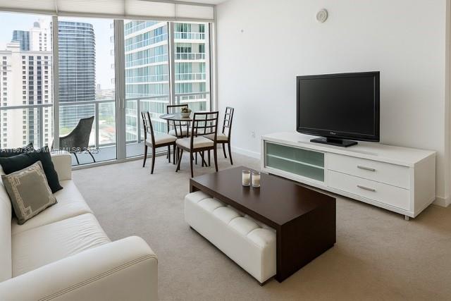 79 SW 12th St #3111-S, Miami FL 33130