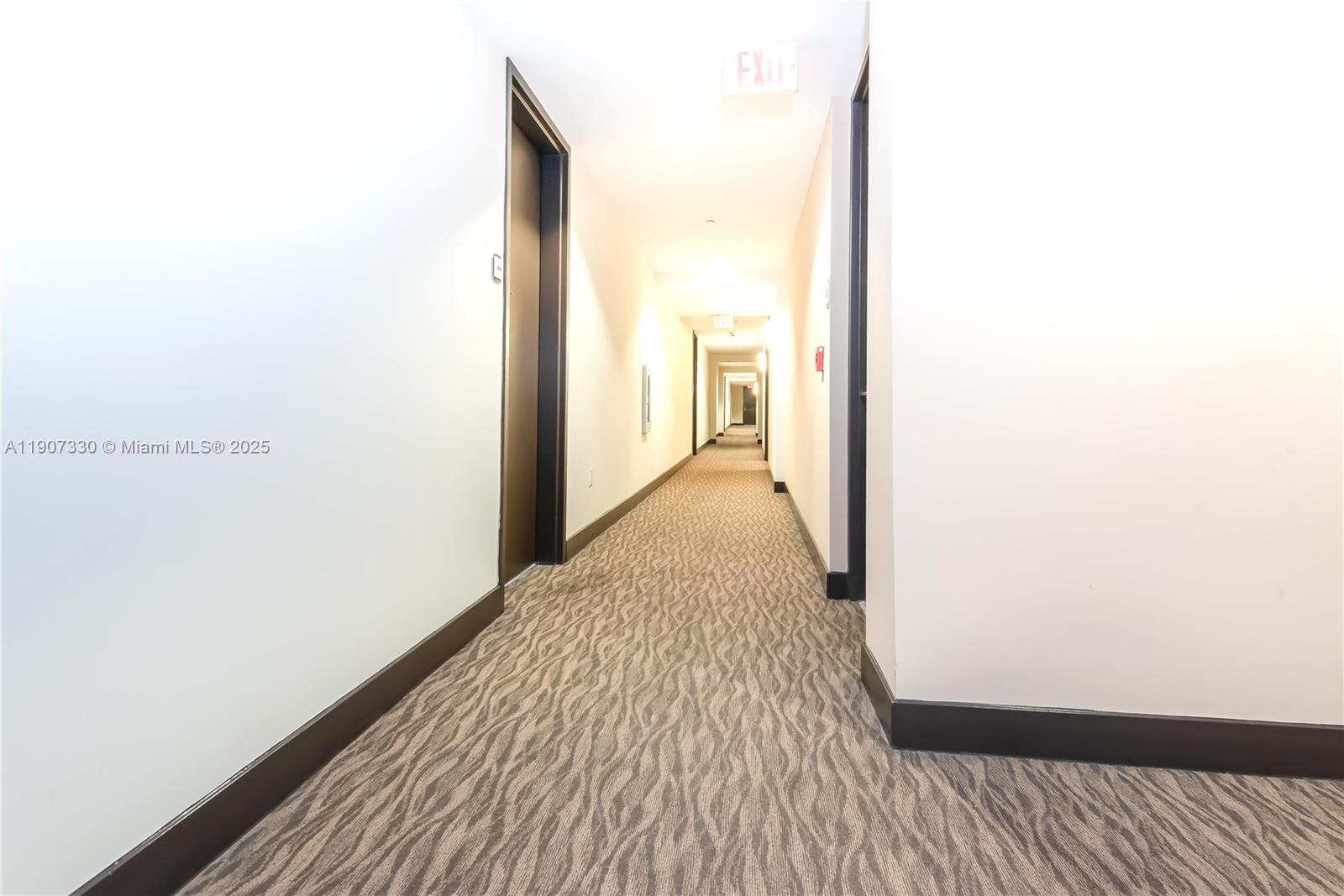 79 SW 12th St #3111-S, Miami FL 33130