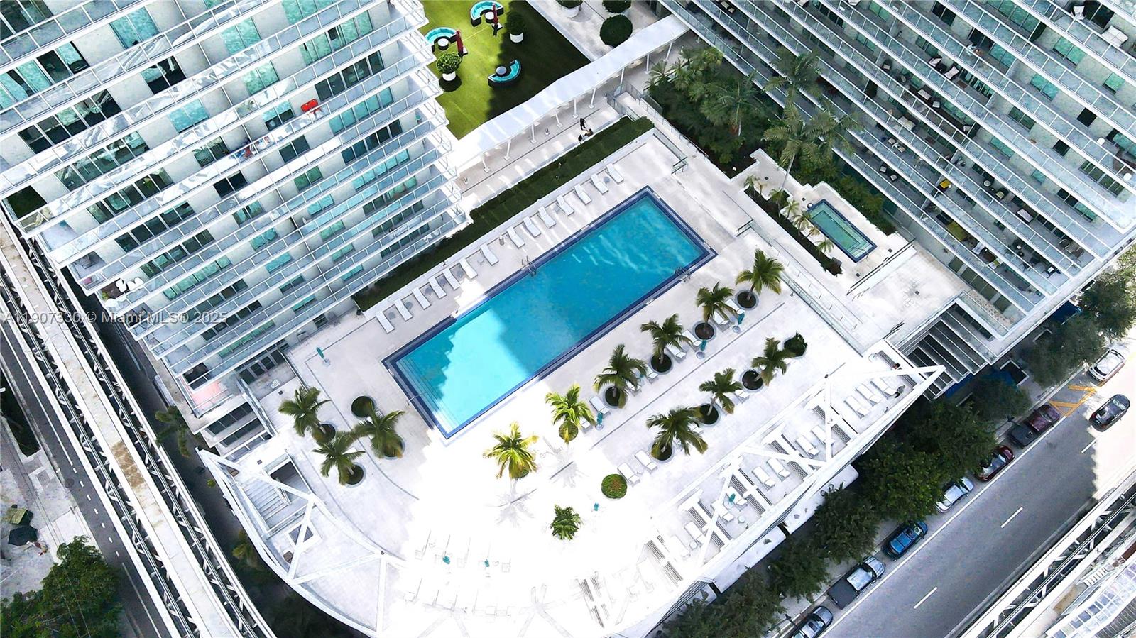 79 SW 12th St #3111-S, Miami FL 33130