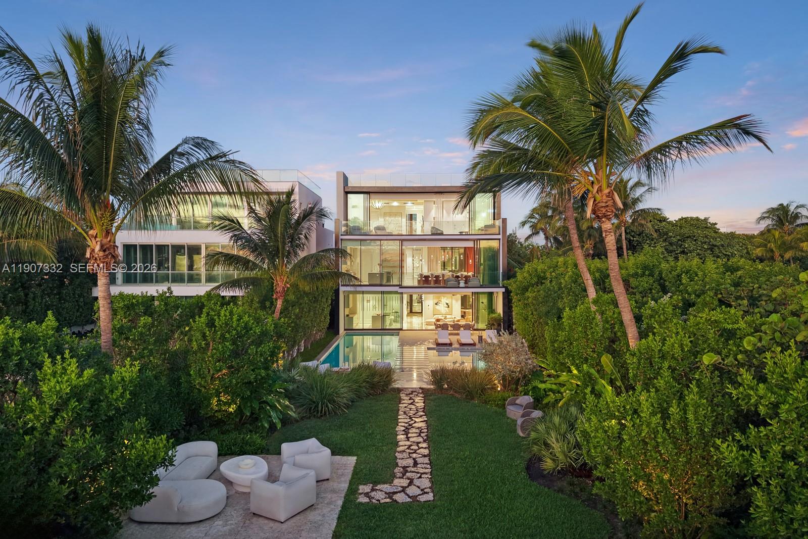 7845 Atlantic Way, Miami Beach FL 33141
